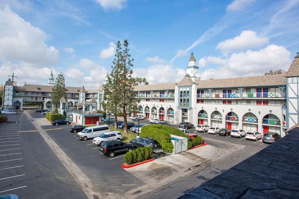 Castle Inn And Suites Anaheim Kültér fotó