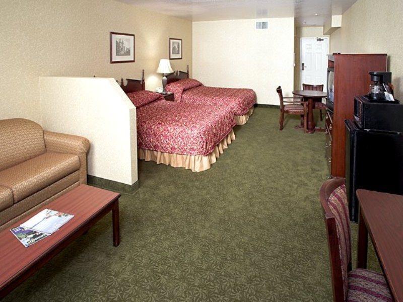Castle Inn And Suites Anaheim Kültér fotó