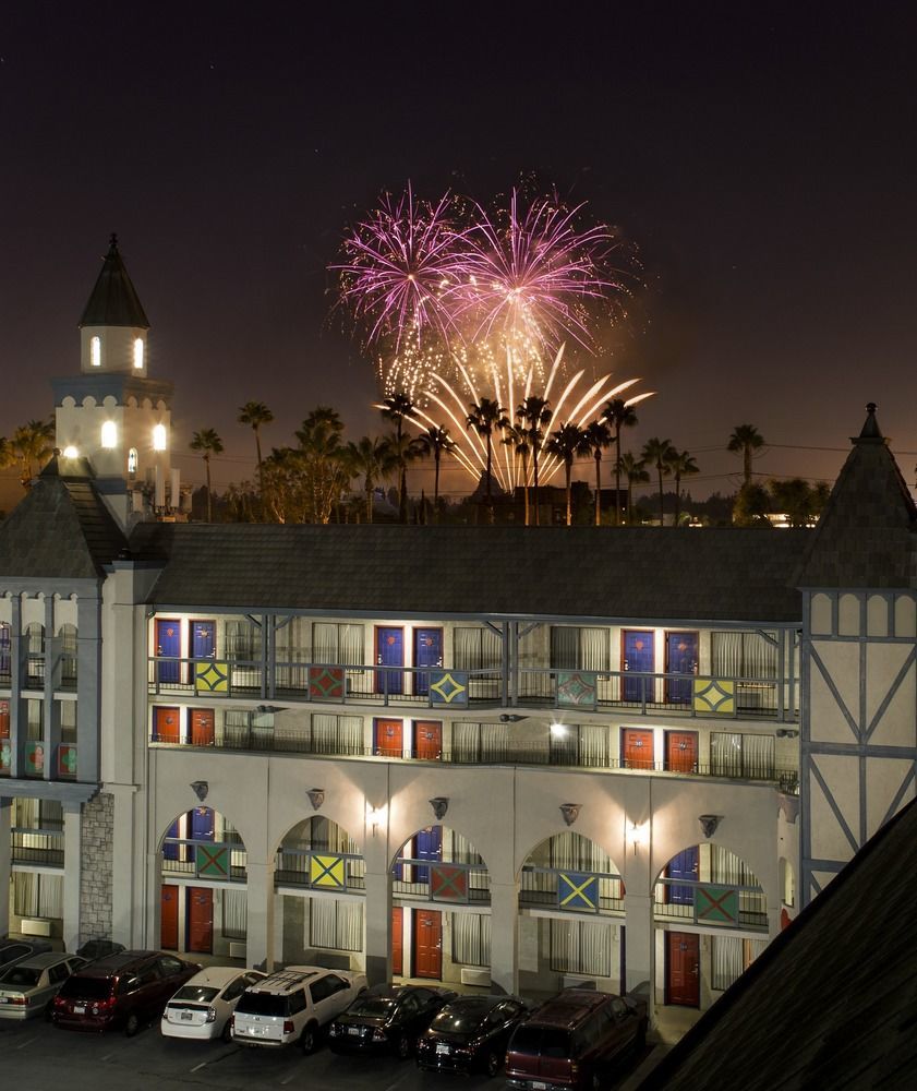 Castle Inn And Suites Anaheim Kültér fotó